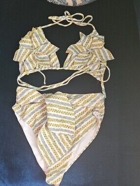 Women’s Yellow Patterned Ruffle Triangle Bikini